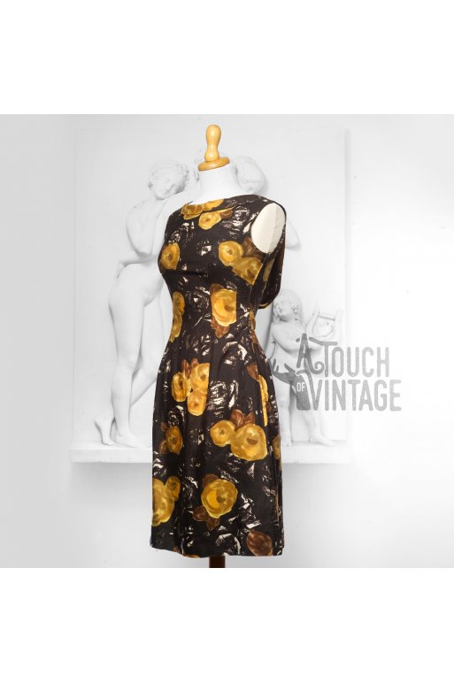 Rudyard Kipling mikroskop skranke 1960'er kjole brun m. gule blomster - Kjoler - A Touch of Vintage