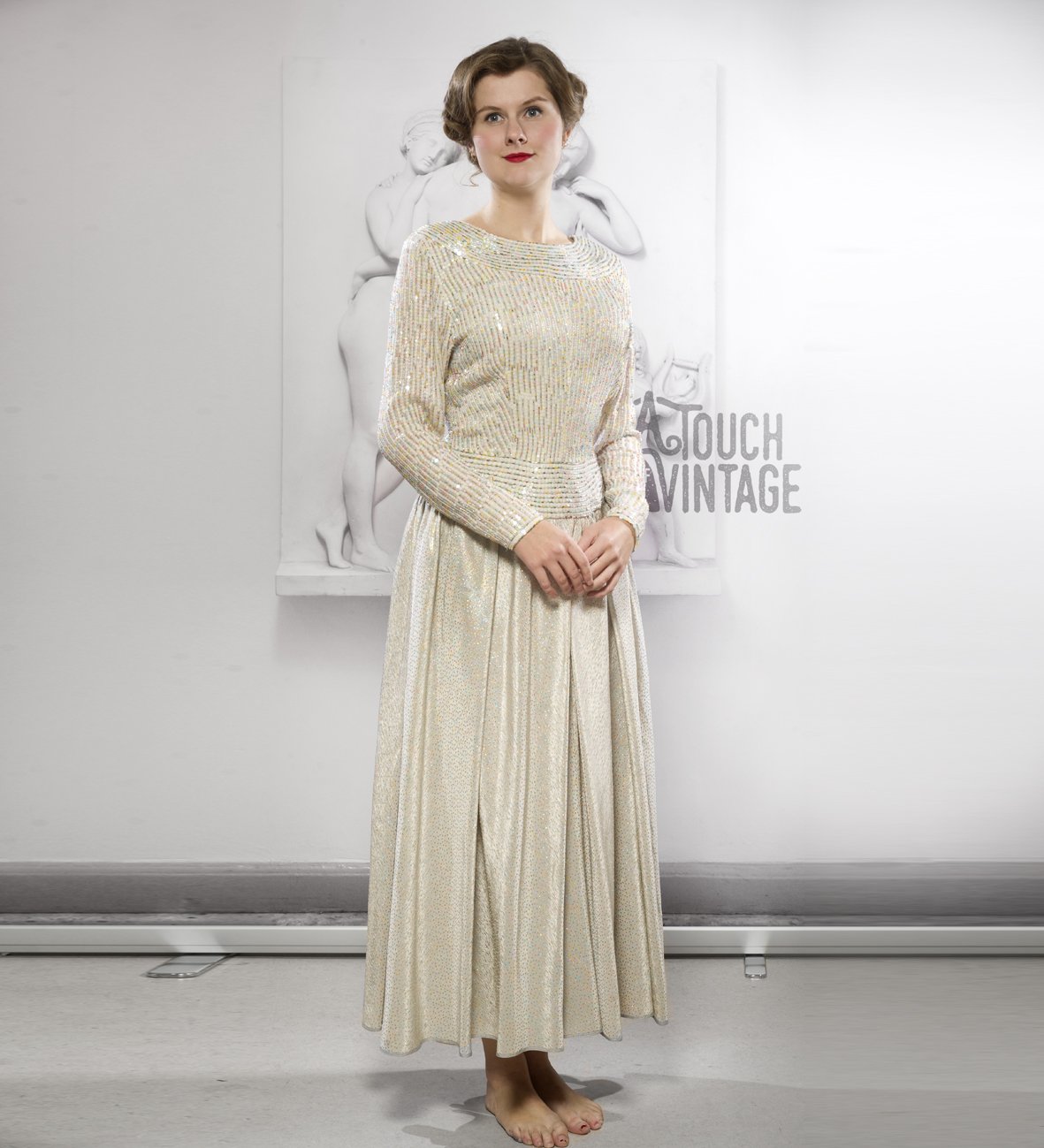 detail forord Springboard Gulvlang glamour kjole - Festkjoler - A Touch of Vintage